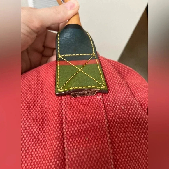Rare Dooney & Bourke Vintage Small Red Canvas Duffle Bag with Leather Handles - Picture 4 of 16